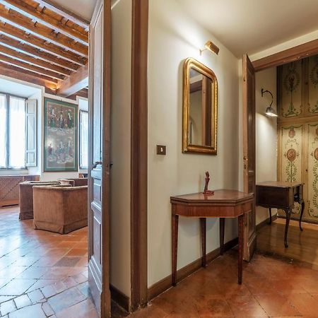 Fontana Di Trevi Elegant And Exclusive Apartment 로마 외부 사진